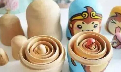 俄羅斯套娃彩繪&壽司手作，玩趣色彩，悅動食光！